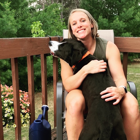 Meet your Posher, Emily - Picture 1 of 1